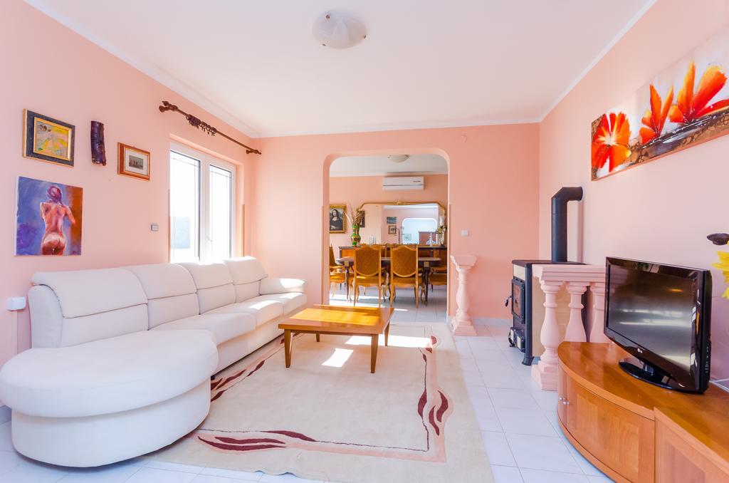 Apartments Milan Rakalj المظهر الخارجي الصورة