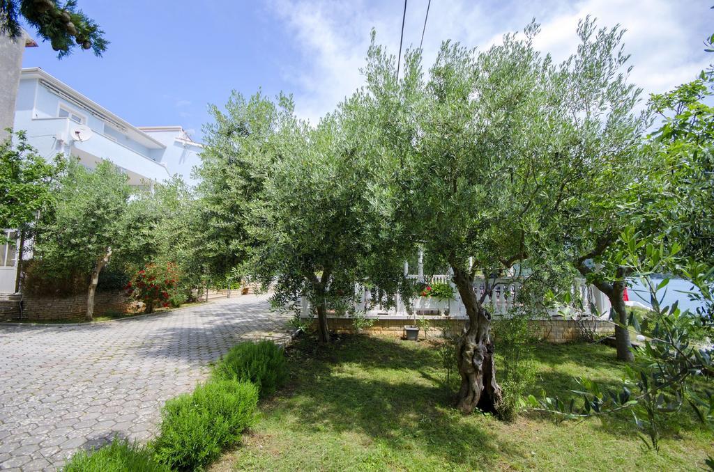 Apartments Milan Rakalj المظهر الخارجي الصورة