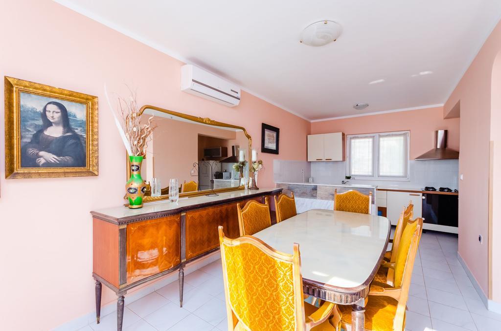 Apartments Milan Rakalj المظهر الخارجي الصورة